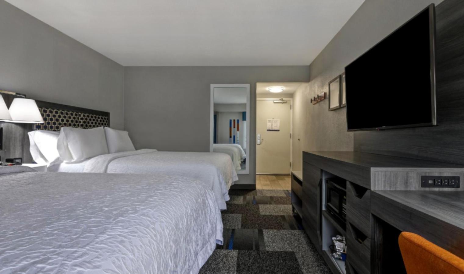 Hampton Inn San Antonio Downtown Exterior photo